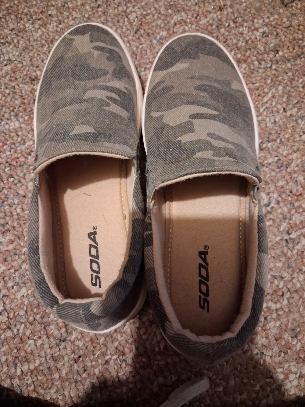 SODA Slip-On Camo Canvas Shoes - Olive Green
